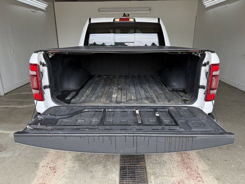 Used 2019 RAM 1500 Limited image 8