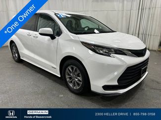 Used 2021 Toyota Sienna LE FWD video 1