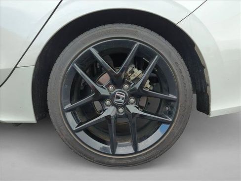 Certified 2025 Honda Civic Sport image 14