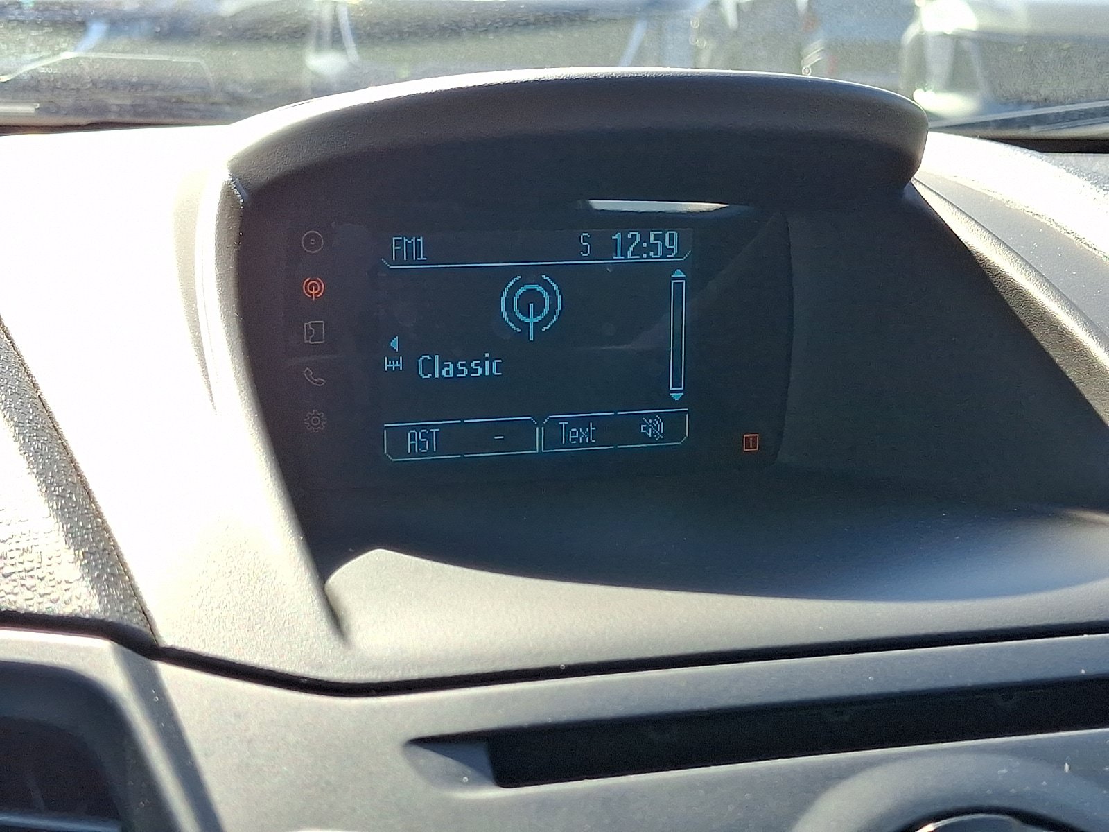 Used 2016 Ford Fiesta SE FWD image 19