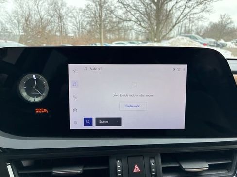 Used 2024 Lexus ES 350 w/ Premium Package FWD image 21