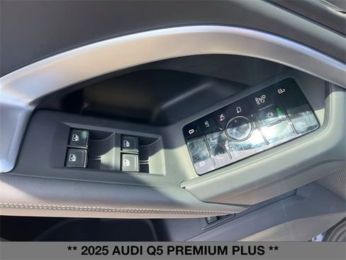 New 2025 Audi Q5 Premium Plus image 13