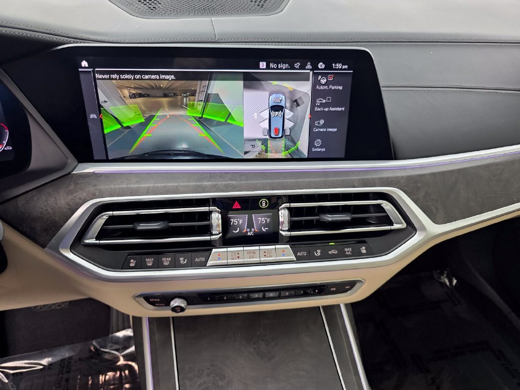 Used 2021 BMW X7 xDrive40i w/ Premium Package 2 AWD/4WD image 24