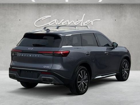 Used 2023 INFINITI QX60 Sensory w/ Cargo Package AWD/4WD image 16