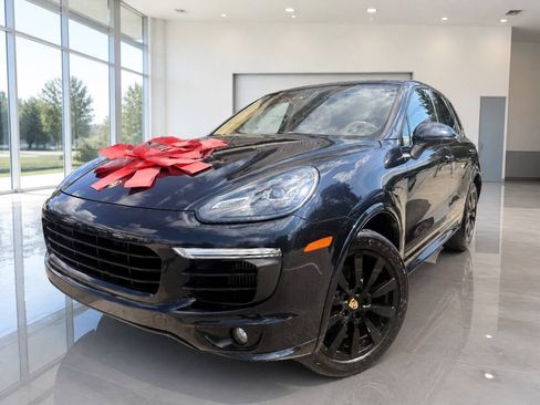 Used 2016 Porsche Cayenne S AWD/4WD image 1