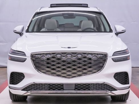 Certified 2026 Genesis GV70 2.5T Select image 4