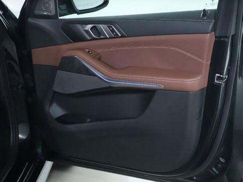 Certified 2024 BMW X5 xDrive40i w/ M Sport Package image 32