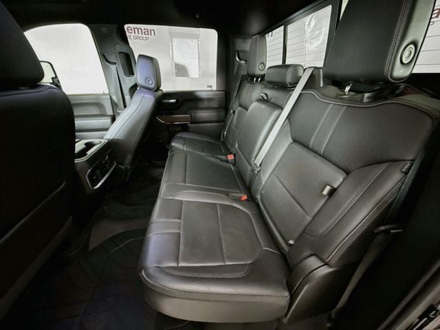 Used 2022 Chevrolet Silverado 3500 High Country AWD/4WD image 27