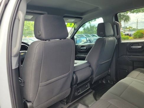 Used 2022 Chevrolet Silverado 1500 Custom image 13