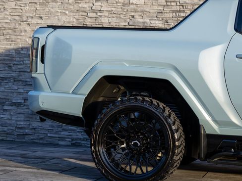 Used 2024 GMC Hummer EV 3X w/ Extreme Off-Road Package image 11