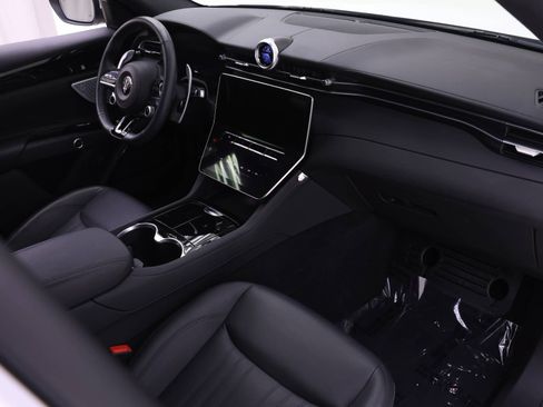 Certified 2023 Maserati Grecale Modena AWD/4WD image 23