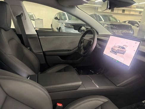 Used 2025 Tesla Model 3 RWD image 6
