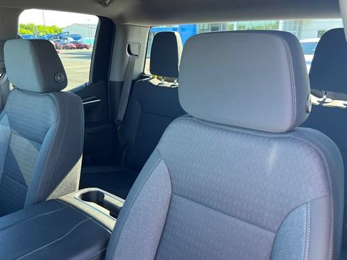 Used 2023 Chevrolet Silverado 1500 RST AWD/4WD image 16