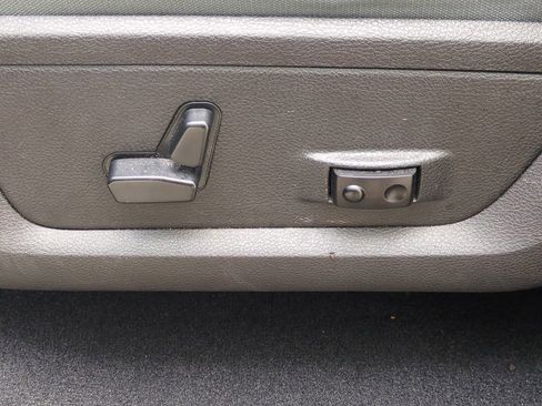 Used 2019 RAM 1500 Big Horn image 23