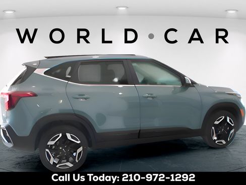 Used 2026 Kia Seltos SX AWD/4WD image 2