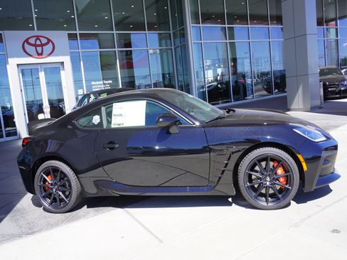 New 2026 Toyota GR86 Premium w/ Performance Package RWD image 4