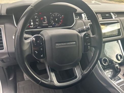 Used 2018 Land Rover Range Rover Sport SE image 28