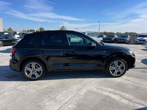 Used 2025 Audi Q5 2.0T Premium w/ Convenience Plus Package image 4