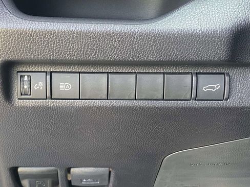 Used 2024 Toyota RAV4 XLE Premium image 29