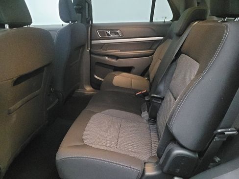 Used 2019 Ford Explorer XLT w/ Equipment Group 201A image 18