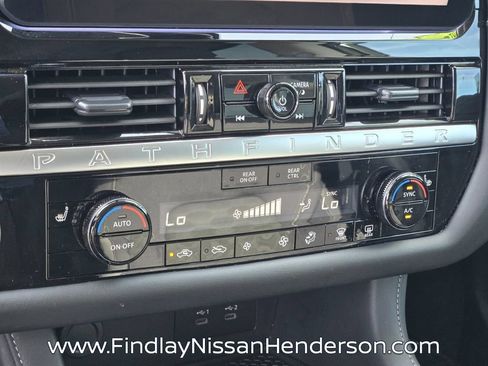 Used 2026 Nissan Pathfinder SV FWD image 29