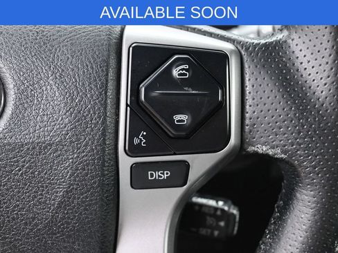 Used 2017 Toyota 4Runner SR5 Premium w/ Convenience Package AWD/4WD image 18