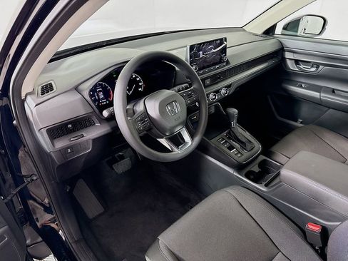 Certified 2023 Honda CR-V LX image 9