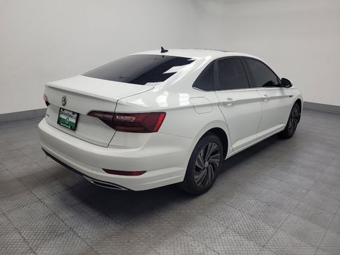 Used 2019 Volkswagen Jetta SEL Premium FWD image 9