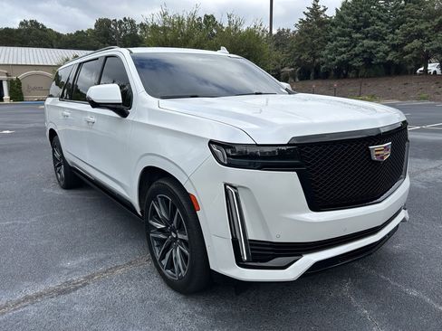 Used 2023 Cadillac Escalade ESV Sport Platinum image 23
