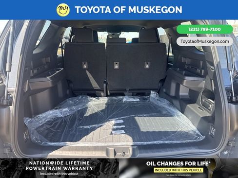 New 2026 Toyota 4Runner SR5 AWD/4WD image 26
