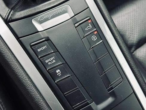 Used 2016 Porsche Cayman RWD image 34