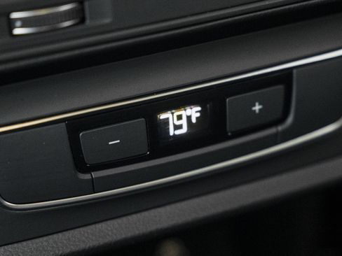 Used 2023 Audi Q8 Premium w/ Convenience Package image 27