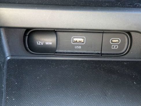 Used 2023 Kia Soul GT-Line w/ GT-Line Technology Package FWD image 26