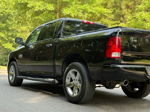 Used 2014 RAM 1500 Express AWD/4WD image 7