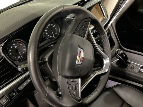 Used 2023 Cadillac XT6 Sport w/ Technology Package image 21