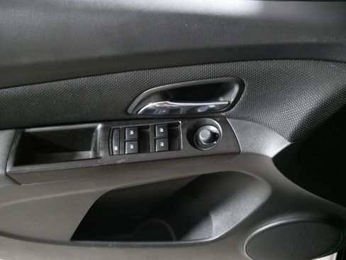 Used 2014 Chevrolet Cruze LT w/ RS Package FWD image 19
