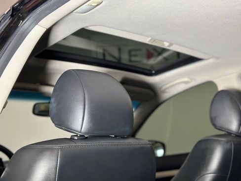 Used 2015 INFINITI Q40 w/ Moonroof Package image 19