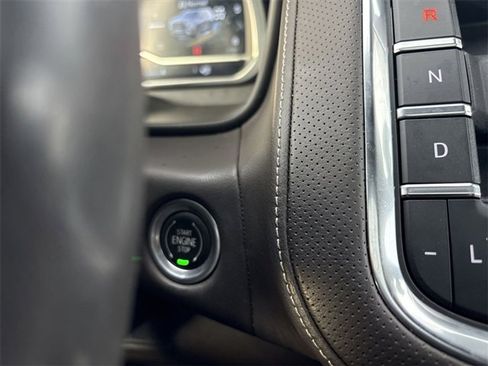 Certified 2023 GMC Yukon SLT image 17