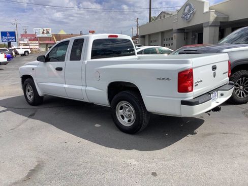 Used 2010 Dodge Dakota ST w/ Extra Security Group AWD/4WD image 13