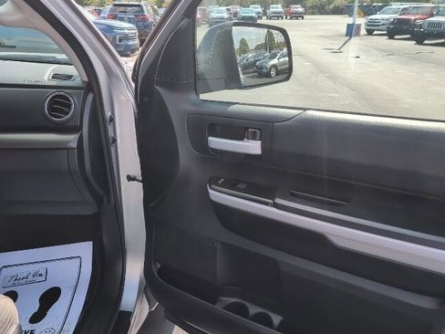 Used 2019 Toyota Tundra SR5 image 11