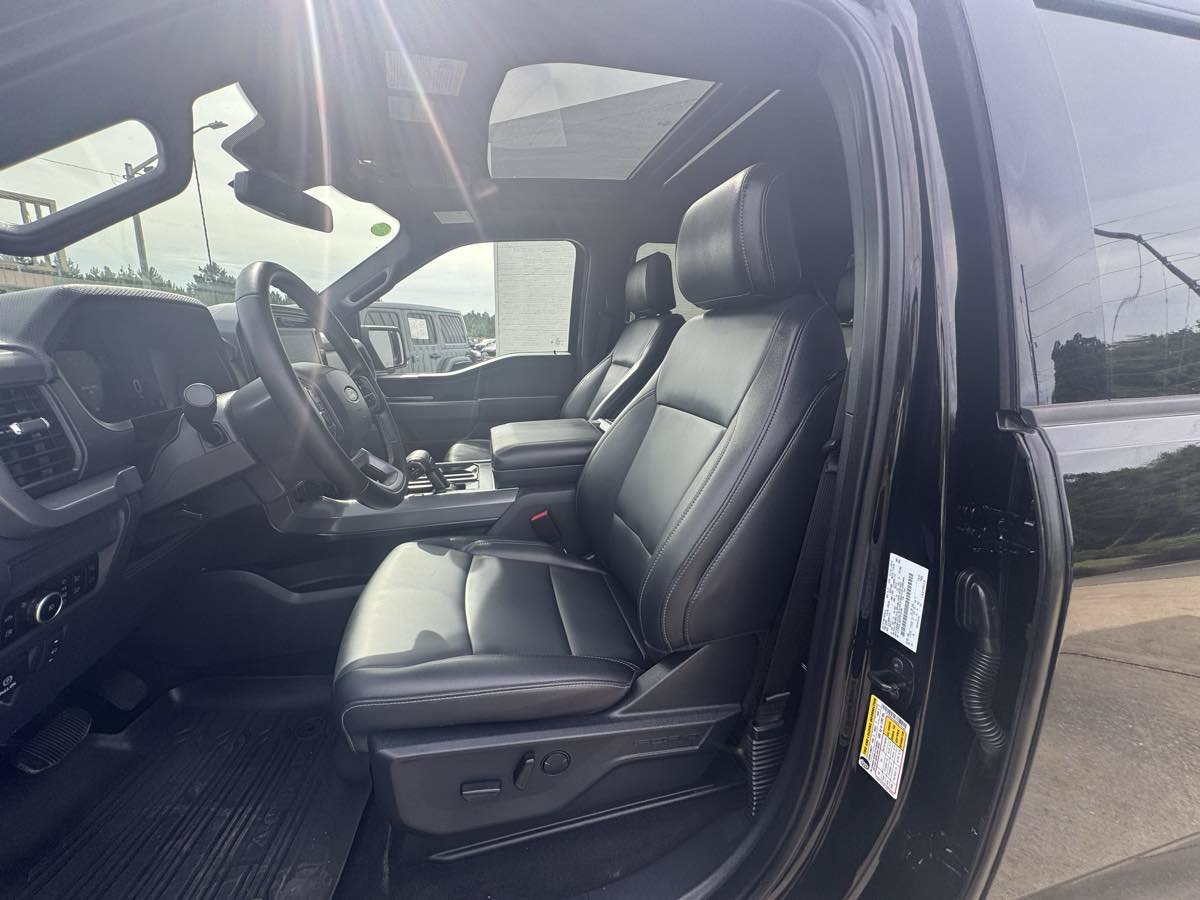 Used 2025 Ford F150 XLT w/ Equipment Group 303A High AWD/4WD image 9