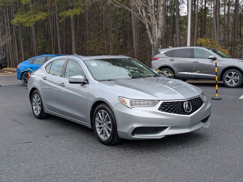 Used 2018 Acura TLX w/ Technology Package image 3