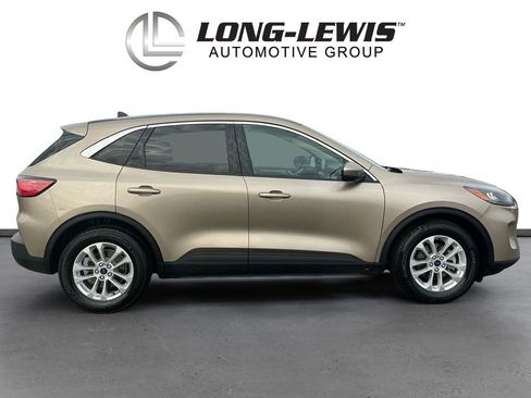 Used 2020 Ford Escape SE image 8