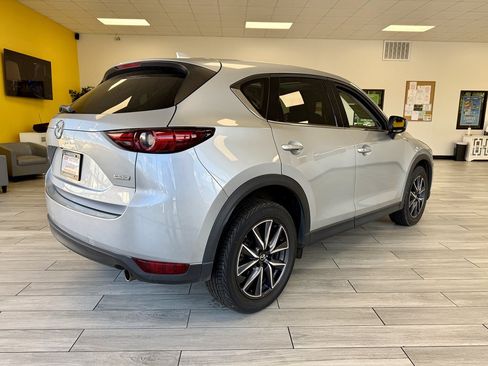 Used 2018 MAZDA CX-5 Grand Touring FWD image 6