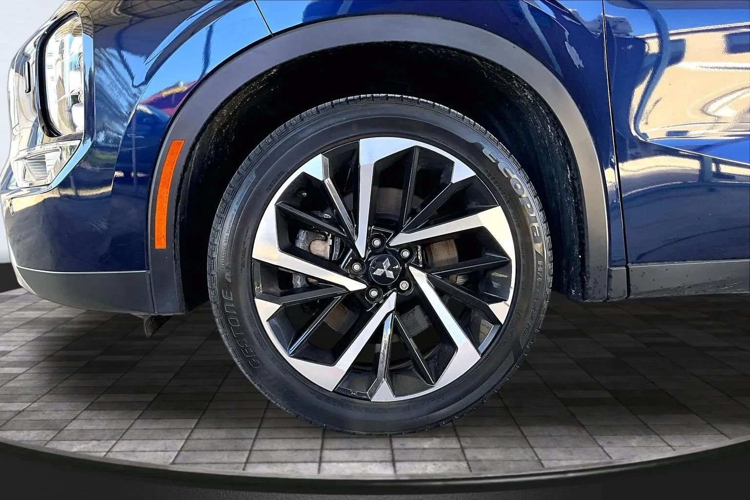 Used 2024 Mitsubishi Outlander SE AWD/4WD image 31