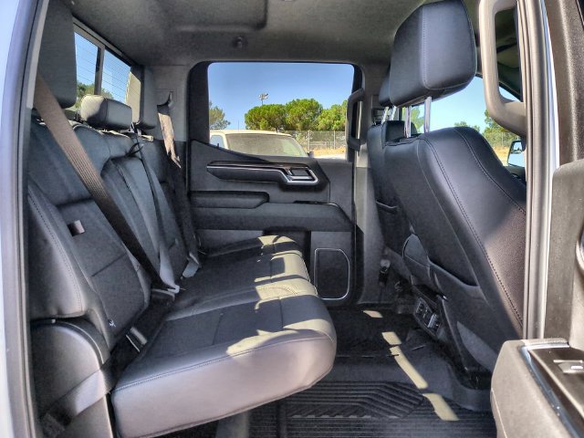 Certified 2026 Chevrolet Silverado 1500 LT AWD/4WD image 34