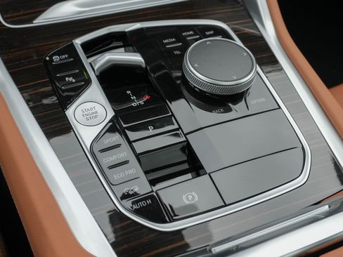 Certified 2026 BMW X6 xDrive40i AWD/4WD image 28