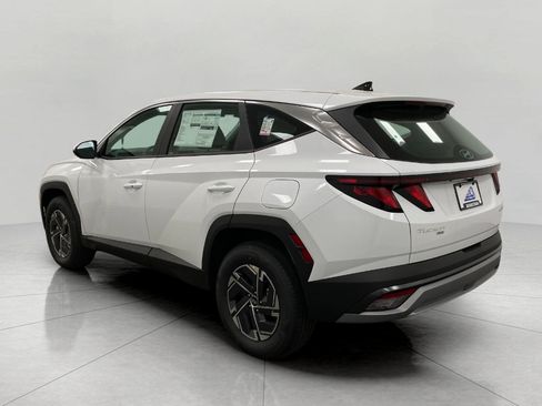 New 2026 Hyundai Tucson Blue SE AWD/4WD image 6