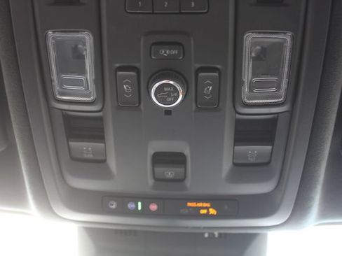 Used 2023 Cadillac Escalade Premium Luxury Platinum AWD/4WD image 36