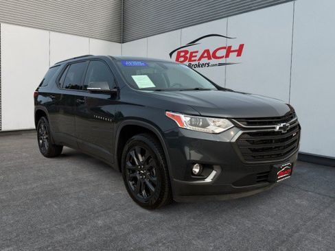 Used 2019 Chevrolet Traverse RS FWD image 3